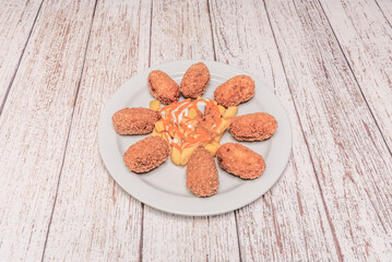 The first recipe that comes closest to the modern croquette, with a béchamel base