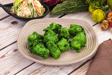 Indian green chicken mint tikka