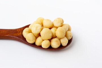 Deliciously salted roasted macadamia nuts