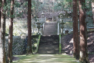 Fototapeta premium 日本：吉田郡山城跡／毛利一族の墓所／広島県安芸高田市