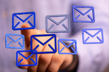 Efficiently handle emails.  Improve inbox management with smart tools.