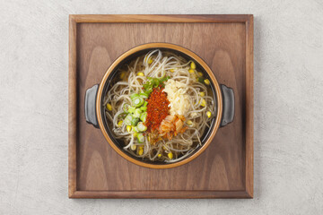 Kongnamul gukbap is a soup made by boiling rice and bean sprouts with various seasonings.