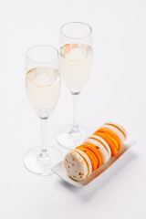 Pairing of champagne and delicate macaroons
