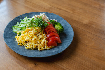 Chilled Japanese Hiyashi Chuka Noodles with Colorful Toppings / 彩り豊かな冷やし中華
