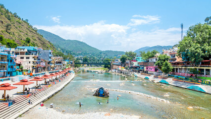 Bageshwar Sangam Ghat is situated near Bagnath Temple in the Bageshwar city at the confluence of Sarayu and Gomati rivers in Uttarakhand