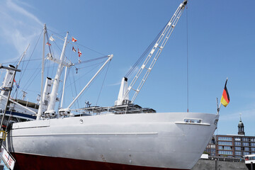 Boot im Hamburger Hafen