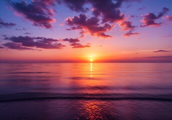 Fototapeta premium Beautiful Morning Sun Rising Above the Ocean Horizon