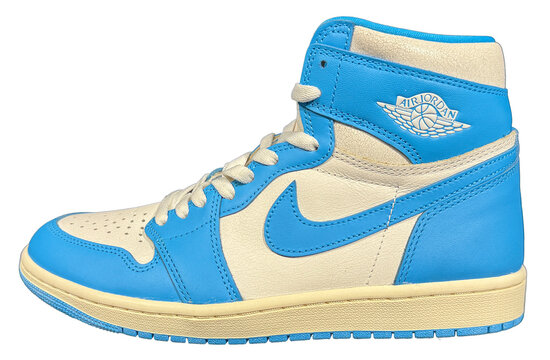 Nike Air Jordan 1 Retro High OG UNC men's sneaker.