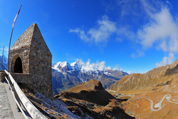 Picturesque  Grossgloknershtrasse