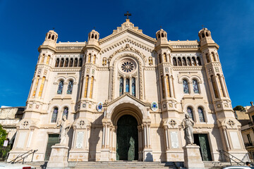 Fototapeta premium Cathedral front view in Reggio Calabria