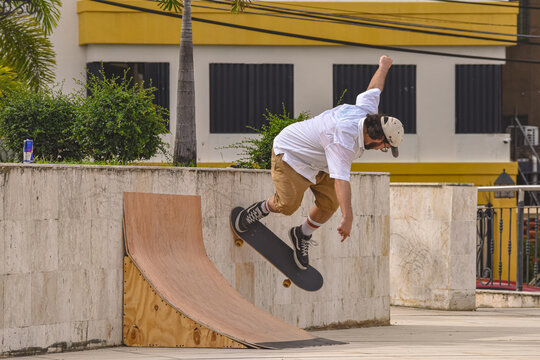 skate skateboarding ramp trik