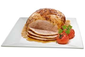 prato com pernil de porco acompanhado de tomates e salsinha isolado em fundo transparente