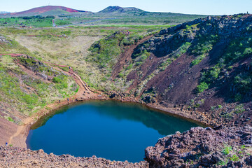 See im Vulkankrater - Island © Claudia