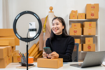 Asian Woman Entrepreneur Live Streaming
