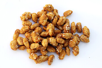 Caramelised peanuts with sesame, Candied peanuts