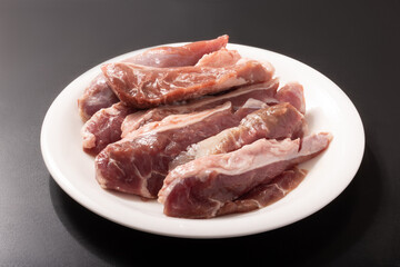 （国産）豚ほほ肉　（希少部位）