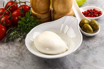 Gurmet organic mozzatla dairy cheese