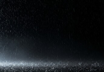 Obraz premium Slow Motion Falling Raindrops Animation on Dark Foggy Background — Light from Above, Perfect for Film & Projection Mapping