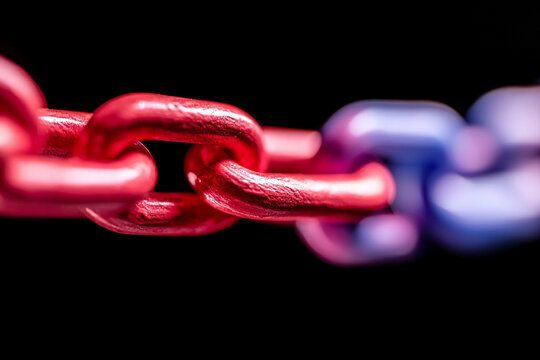 Smart contracts showcase digital blockchain links