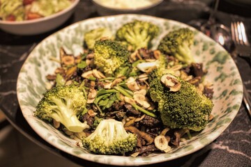 pasta mit pilzen brokkoli