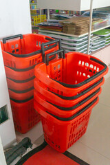 red plastic baskets for shopping carts