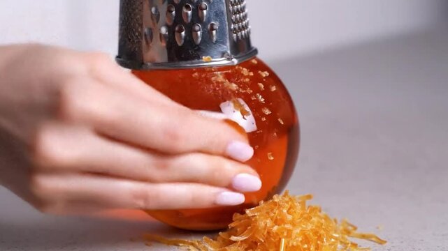 Zesting Large Glass Orange