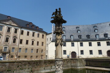 Schlossbrunnen auf Schloss Altenburg