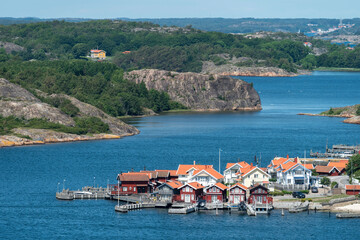 Blick auf Fjällbacka (Schweden) vom Vetteberget