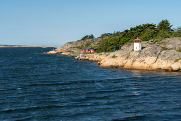 Hafenausfahrt in Strömstad, Schweden