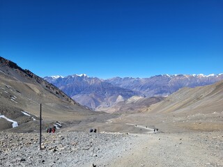 Obraz premium Annapurna circuit by bike himalayas nepal thorong la