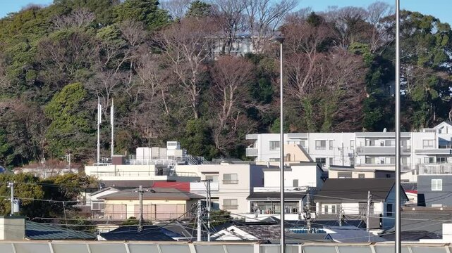 ドローンで上昇すると見えてくる富士山