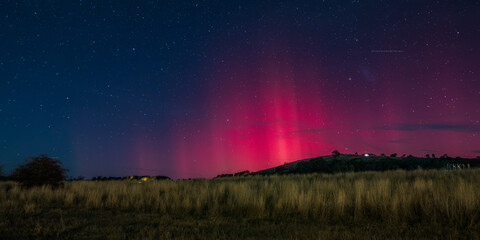 Aurora Australis display lights up the Winter night sky