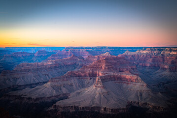 Hopi Point, panoramic overlook, South Rim, wide canyon view, layered ridges, Grand Canyon vista, desert valley, observation point
