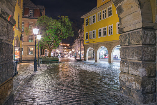 Coburg at night