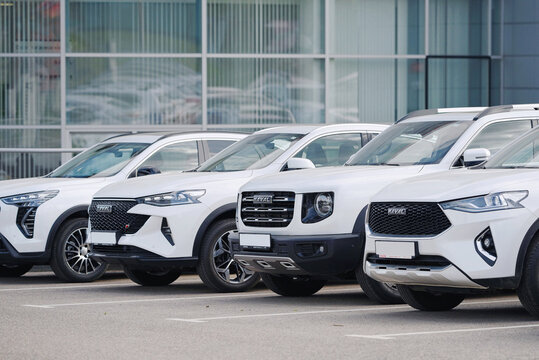Minsk, Belarus. May 15, 2024. Haval Dargo, Haval F7, new chinese car parked in row outdoor, brand new cars for sale. Chinese crossover, SUV car Haval for sale