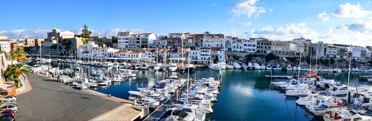 foto panorámica del puerto de Ciutadella de Menorca