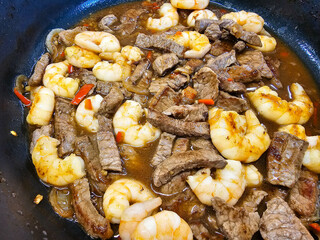 Surf and Turf Rindfleisch mit Garnelen