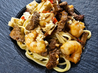 Surf and Turf Rindfleisch mit Garnelen