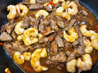 Surf and Turf Rindfleisch mit Garnelen