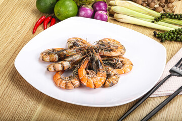 Boiled big tiger fresh shrimp