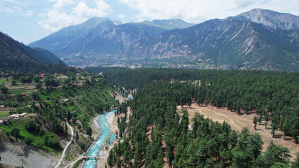 Obraz premium Drone views of serenity and peaceful nature