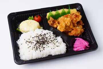 唐揚げ弁当