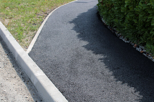 Am&eacute;nagement de route, all&eacute;e, trottoir, travaux de voirie, bordure et enrob&eacute;