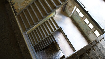 Treppenhaus in leerstehendem Abbruchhaus