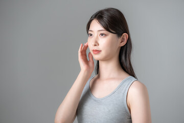 女性　ビューティー　スキンケア