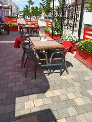 outdoor cafe tables