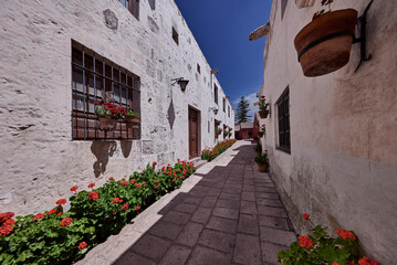 Santa Catalina Monastery is a masterpiece of colonial architecture and vivid hues.From deep indigos to warm terracottas, every corridor tells a story of devotion, solitude,and timeless beauty.