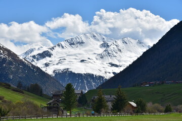 Montagne innevate