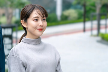 女性