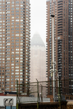 Fototapeta Heavy fog in New York City 